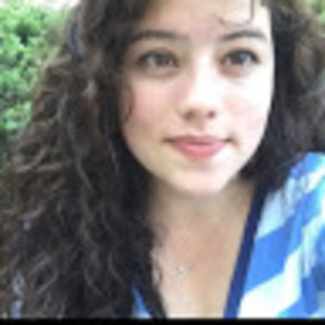 Meet your Posher, Camila